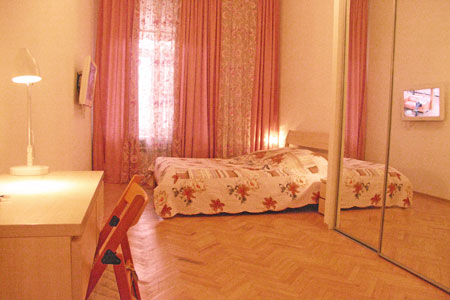 Short-term vacation rentals - 27, Nevsky avenue